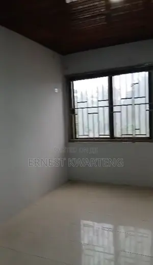 2bdrm Apartment in Prestige, Lapaz for rent