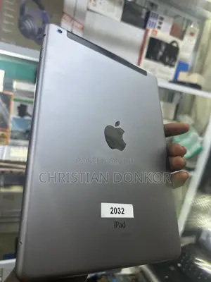 Apple iPad Air 16 GB Silver