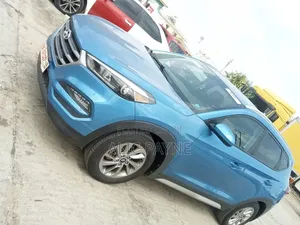Hyundai Tucson SE AWD 2018 Blue