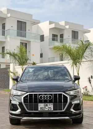 Audi Q3 35 TDI 2021 Black