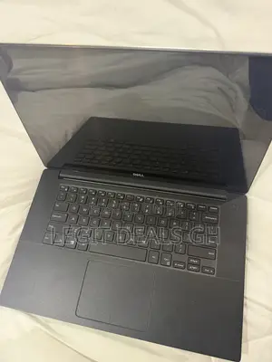 Laptop Dell Precision 15 5520 8GB Intel Core i7 SSD 256GB