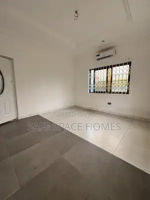3bdrm Bungalow in Burma Camp for rent