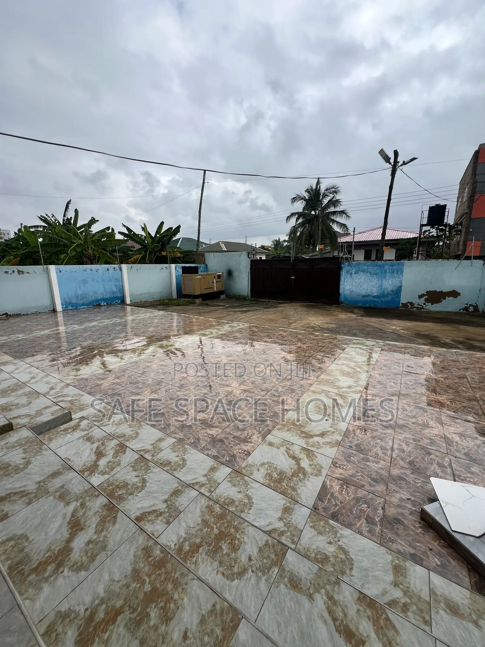 3bdrm Bungalow in Burma Camp for rent
