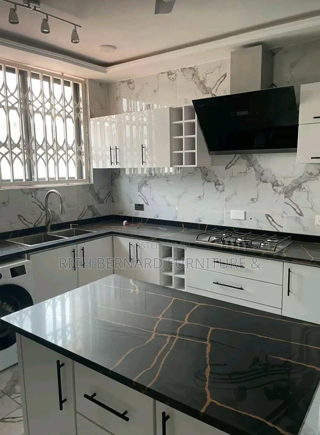Modern Kitchen Cabinets Set