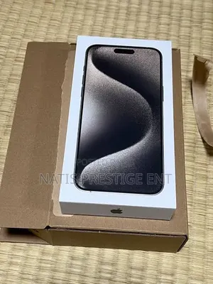 New Apple iPhone 15 Pro Max 256 GB Gold