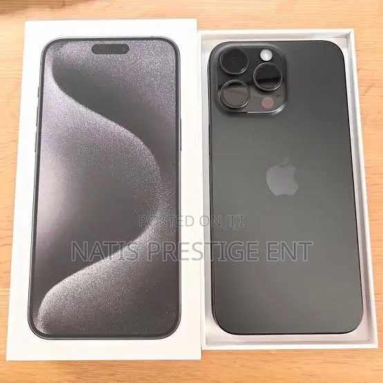 New Apple iPhone 15 Pro Max 512 GB Silver