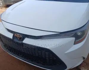 Toyota Corolla 2020 White