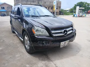 Mercedes-Benz GL-Class 2007 Brown