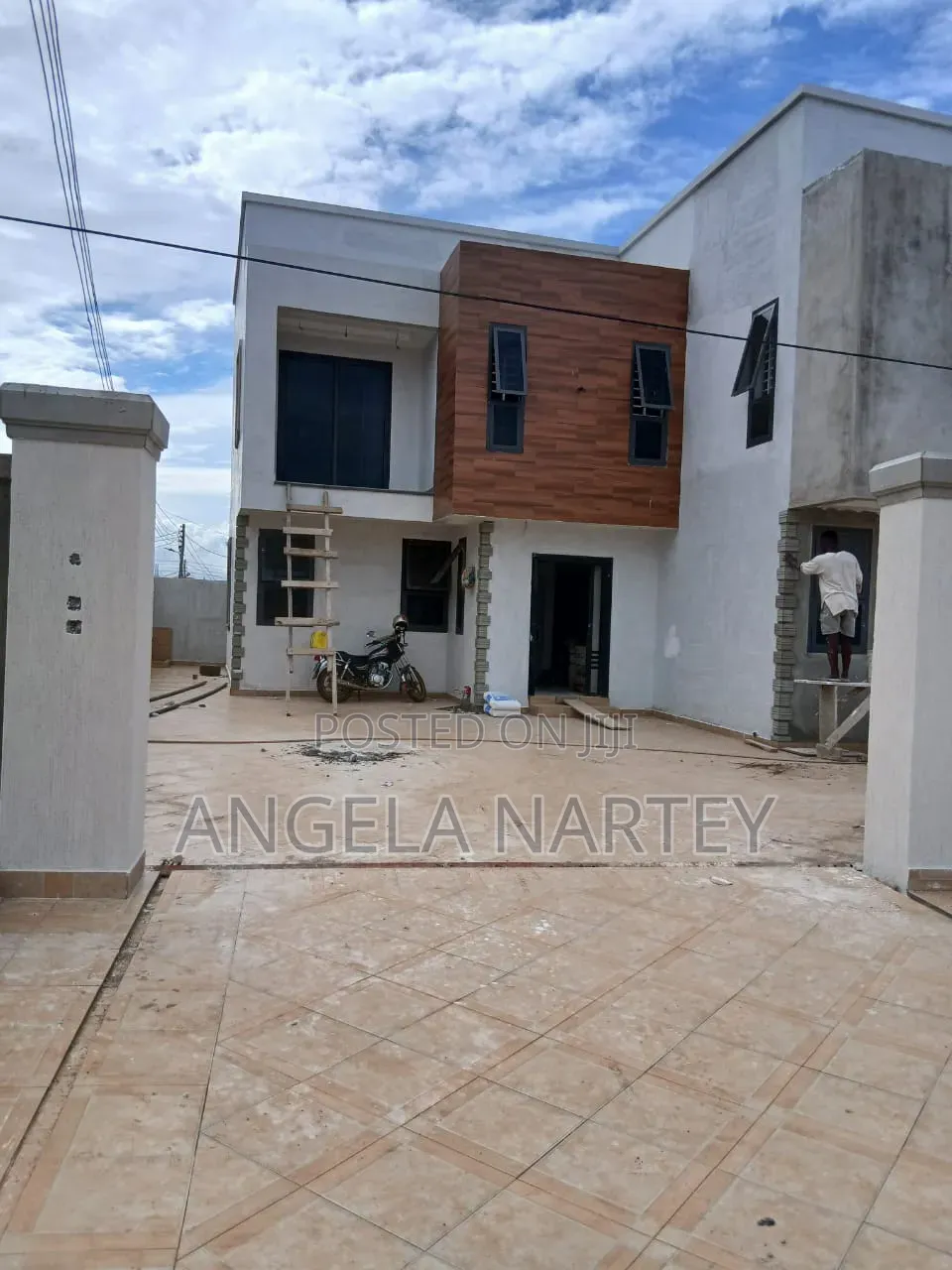 4bdrm House in Sakumono Estates for sale