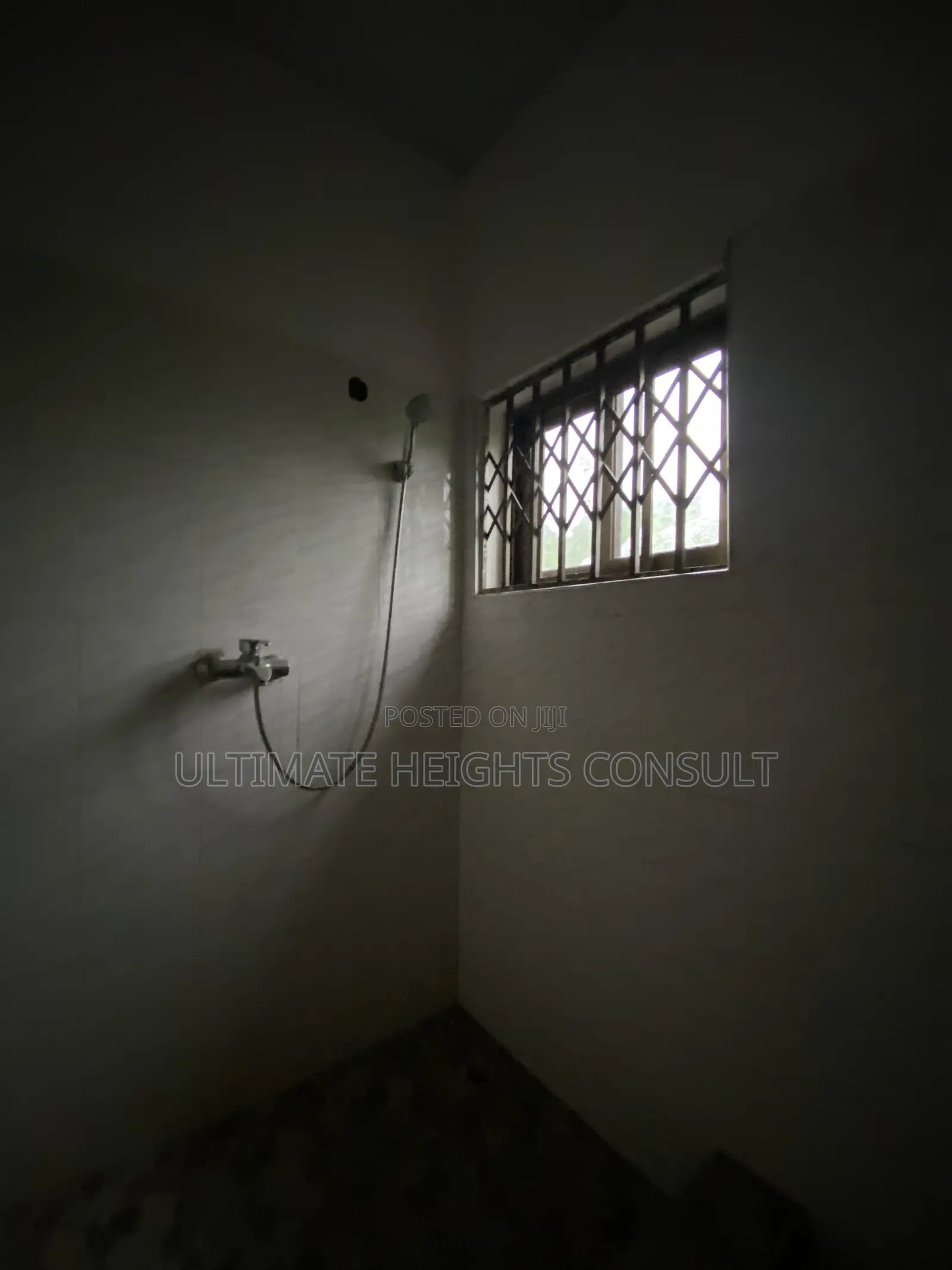 4bdrm House in Red Top, West Hills Mall Area for rent