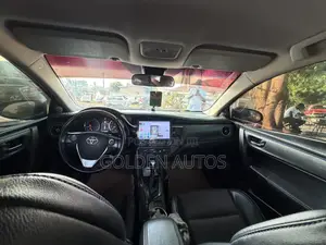 Toyota Corolla SE 4dr Sedan (1.8L 4cyl CVT) 2017 Red