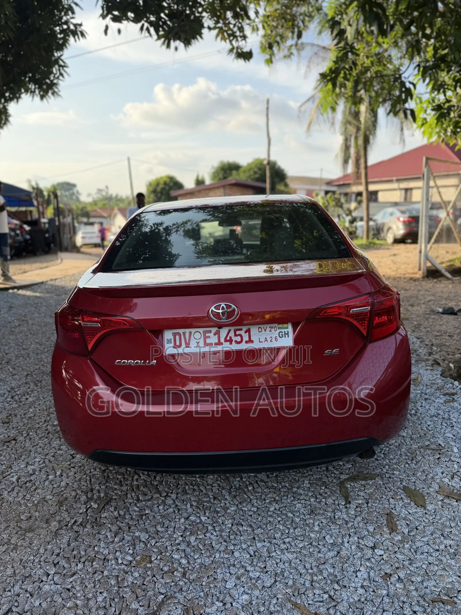 Toyota Corolla SE 4dr Sedan (1.8L 4cyl CVT) 2017 Red