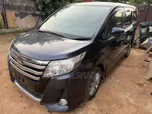 Toyota Voxy SV Premium 2014 Blue