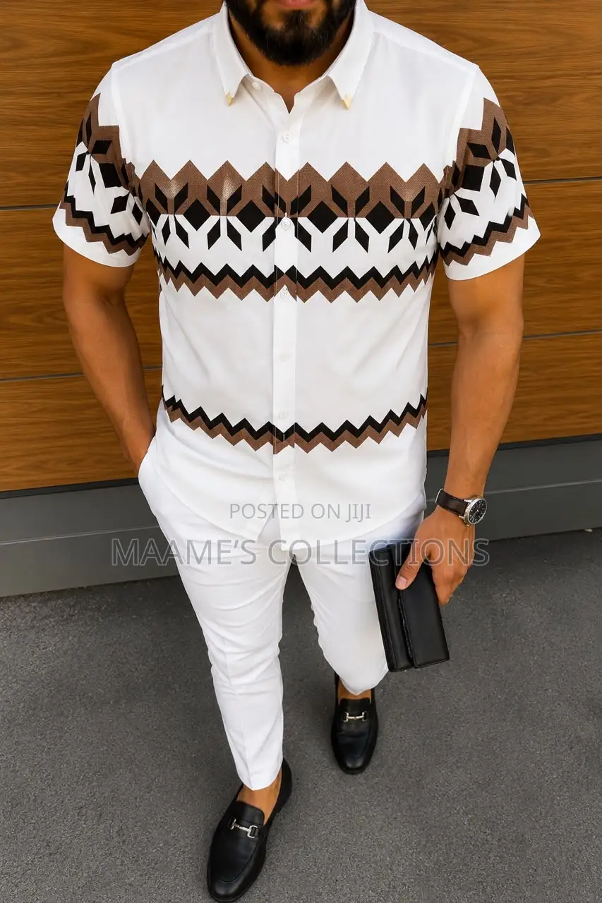 Men’S Short-Sleeve Button-Up Shirt