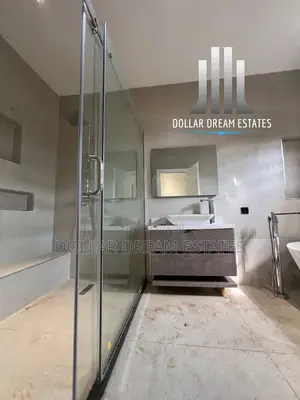 4bdrm Townhouse / Terrace in Airport Residential Area for rent