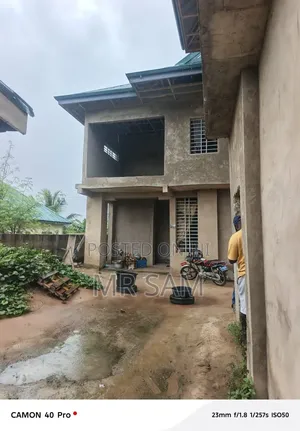 7bdrm House in Sam Properties, Opeikuma for sale