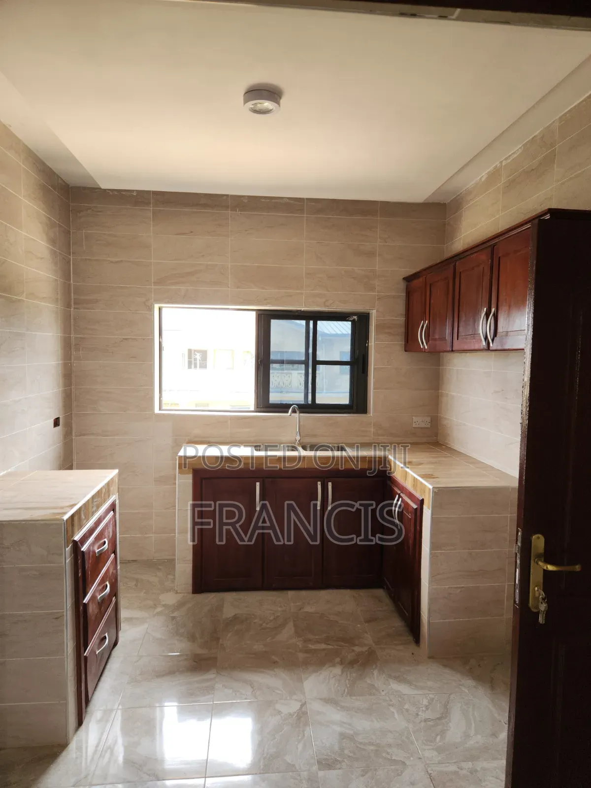 2bdrm Apartment in Takoradi for rent