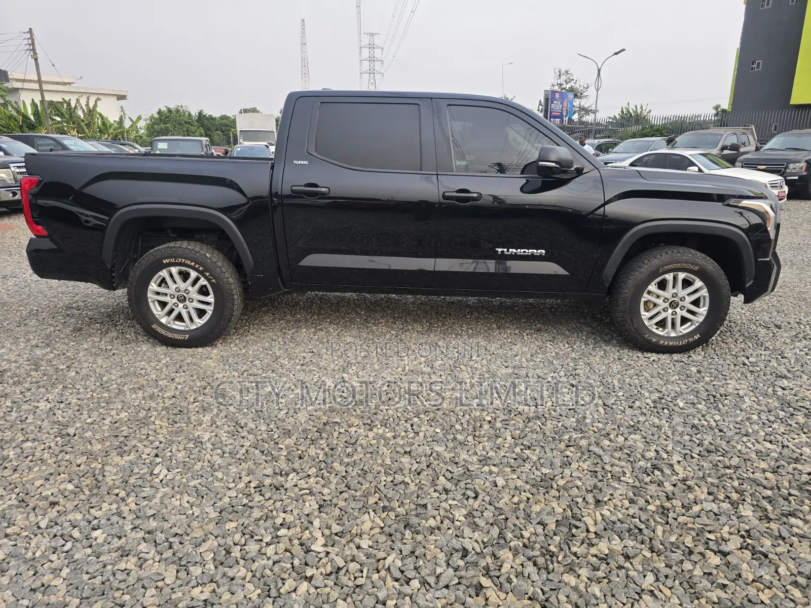 Toyota Tundra 2023 Black