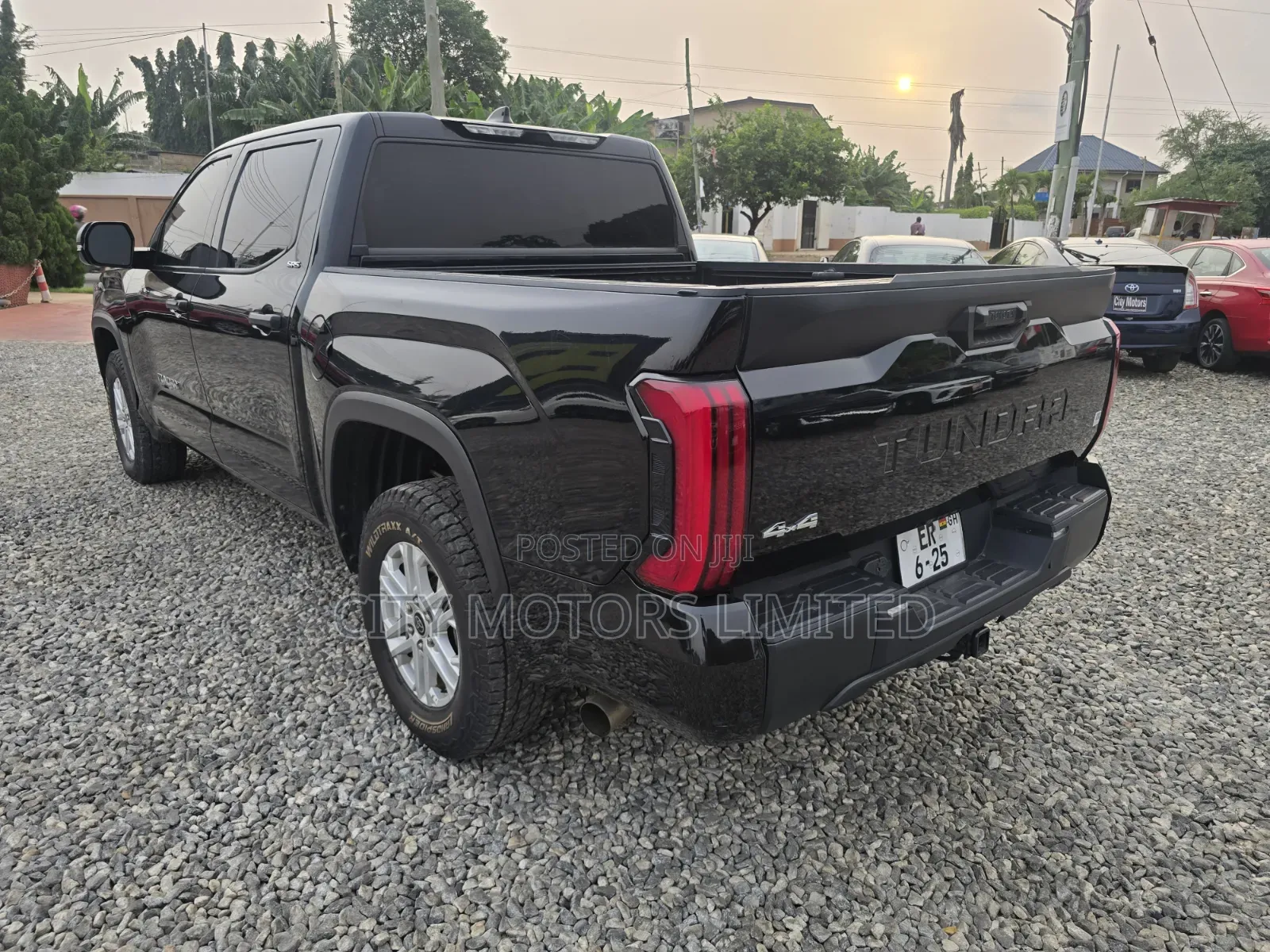 Toyota Tundra 2023 Black