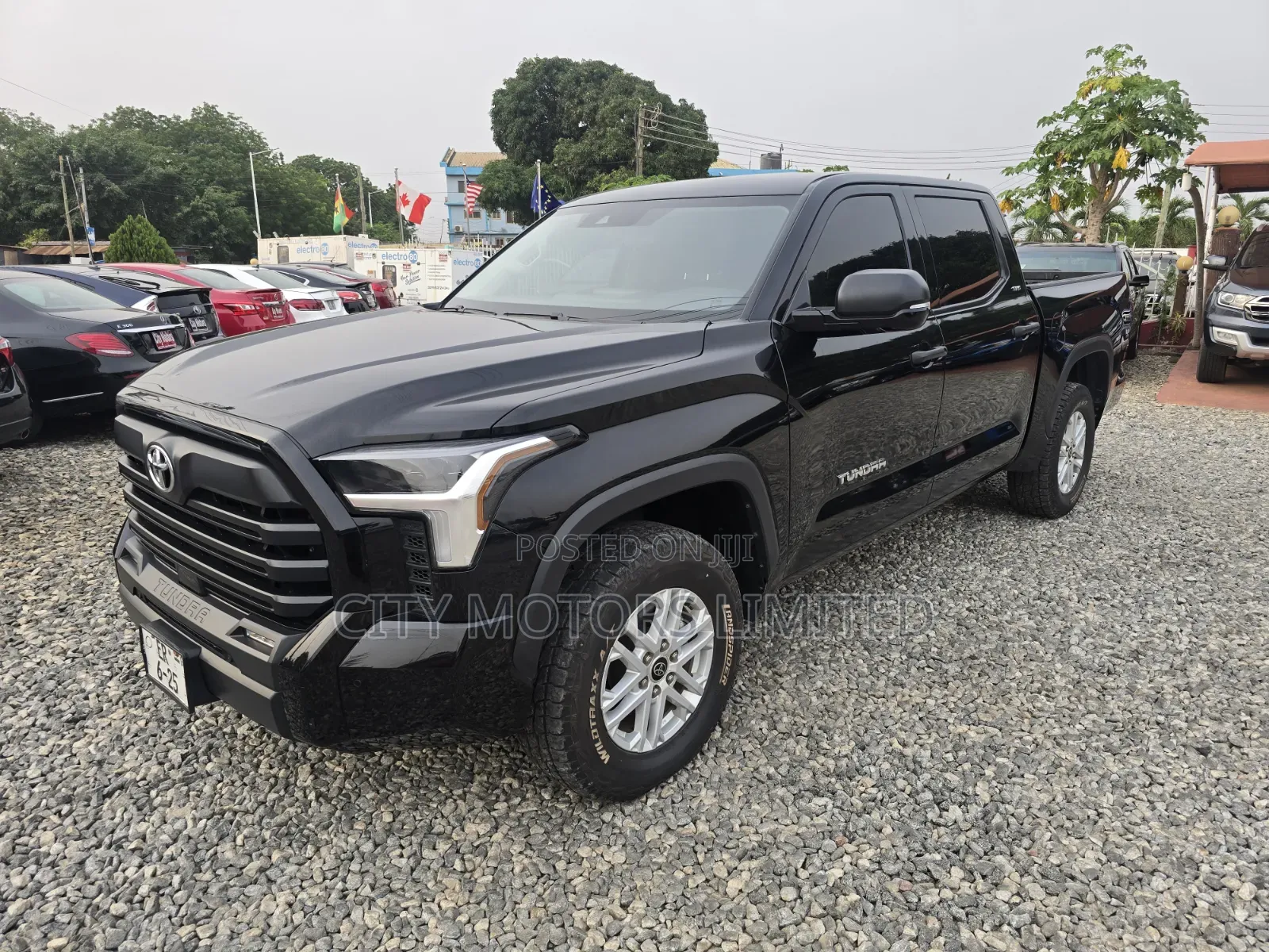 Toyota Tundra 2023 Black