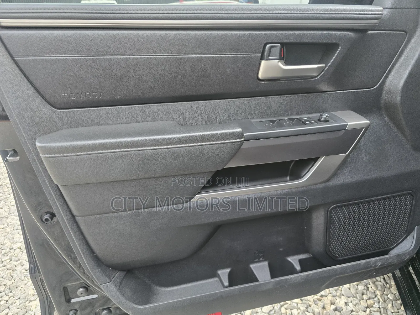 Toyota Tundra 2023 Black