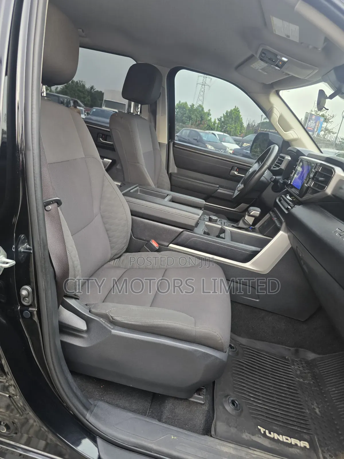 Toyota Tundra 2023 Black