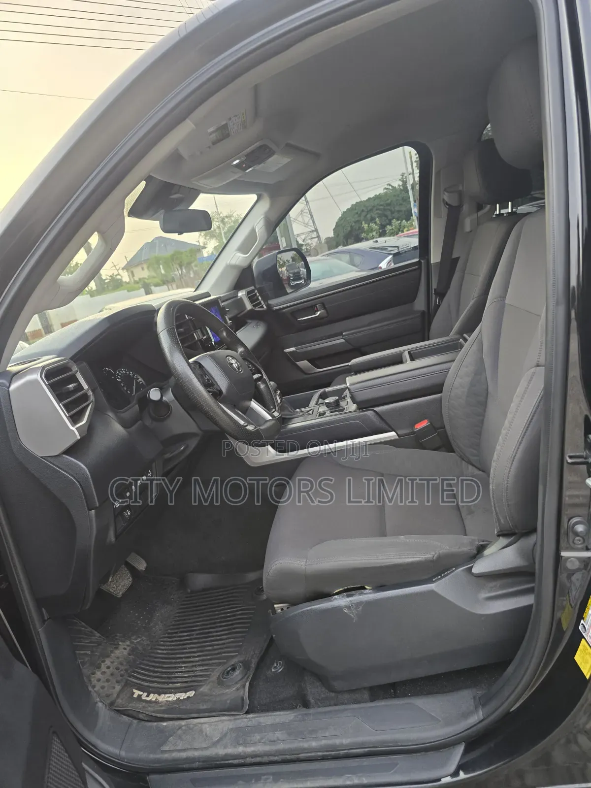 Toyota Tundra 2023 Black