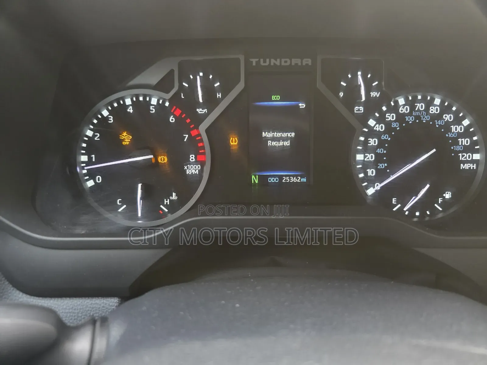 Toyota Tundra 2023 Black