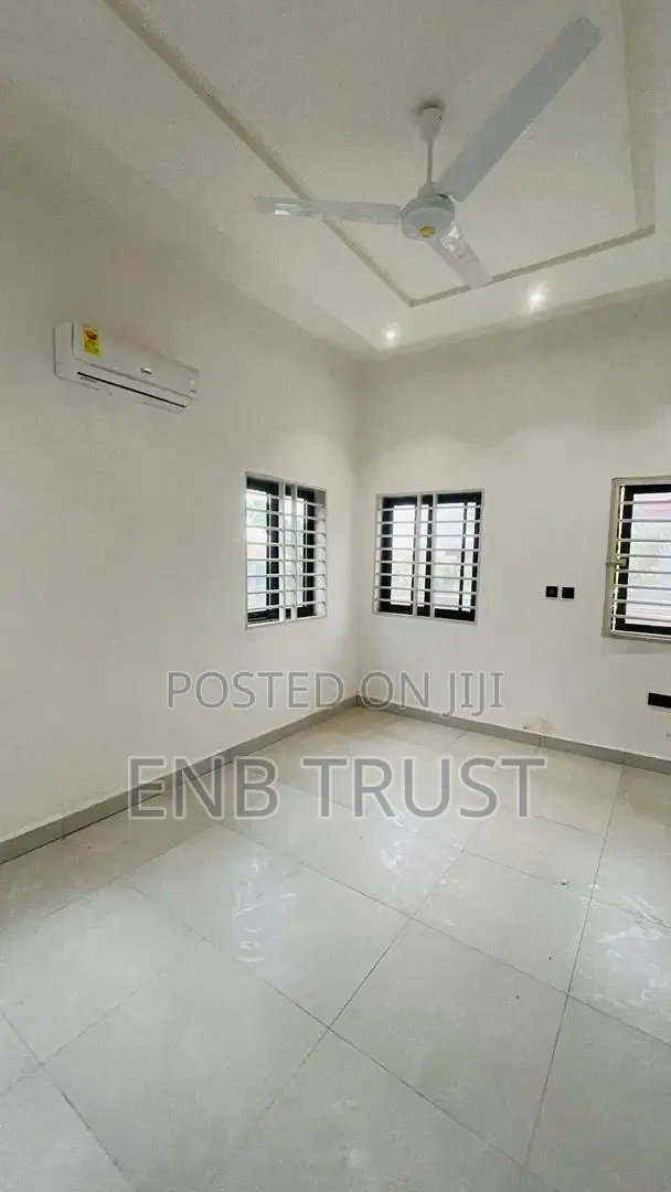 4bdrm Duplex in Kwabenya, Ga East Municipal for sale