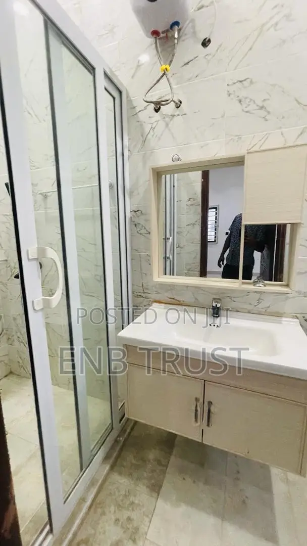 4bdrm Duplex in Kwabenya, Ga East Municipal for sale