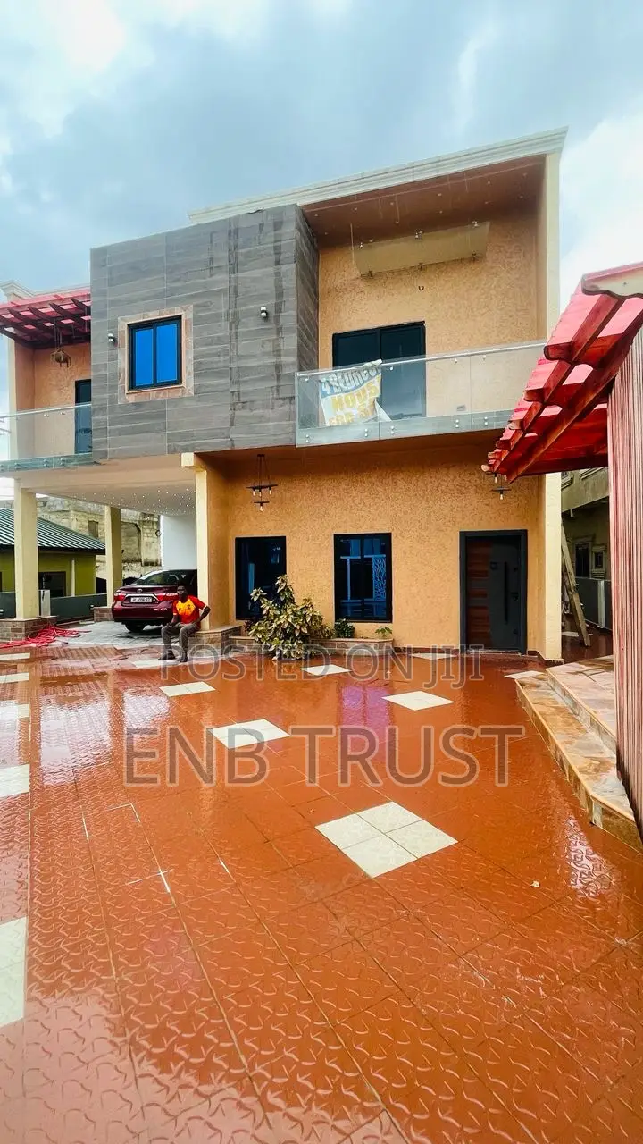 4bdrm Duplex in Kwabenya, Ga East Municipal for sale