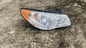 Hyundai Elantra 2008 Headlight Pair