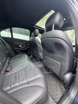 Mercedes-Benz C300 2020 Blue