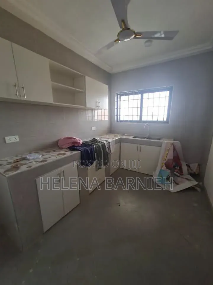 2bdrm Apartment in Helena Estate Agency, Ga East Municipal for rent
