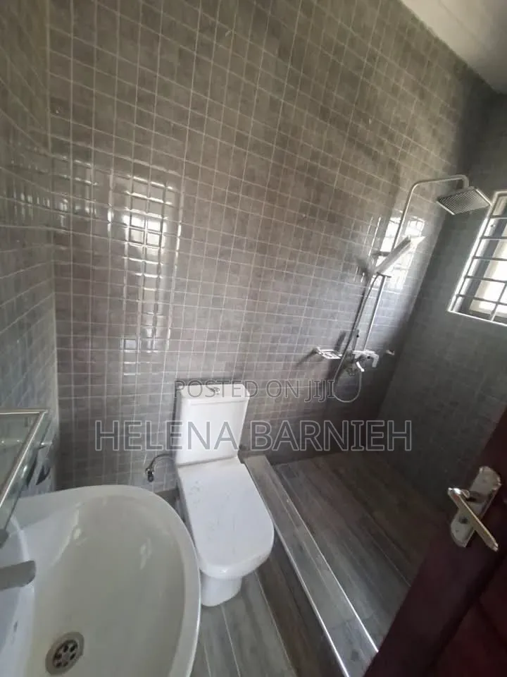 2bdrm Apartment in Helena Estate Agency, Ga East Municipal for rent