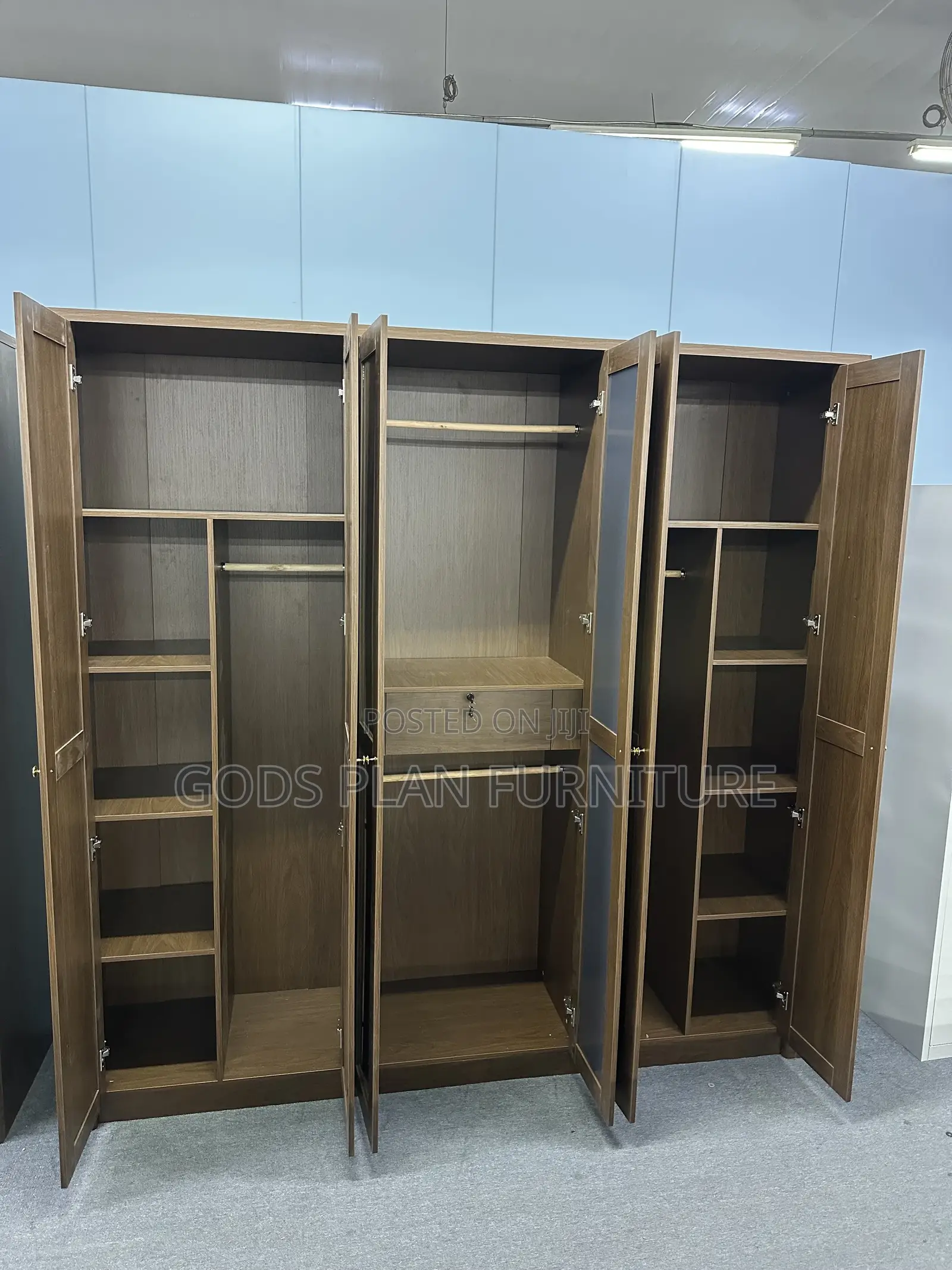 Classic 6 Doors Wardrobe