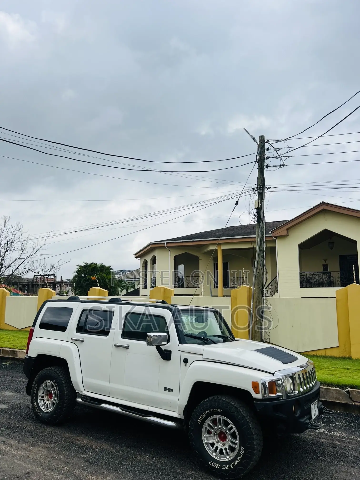 Hummer H3 2008 White