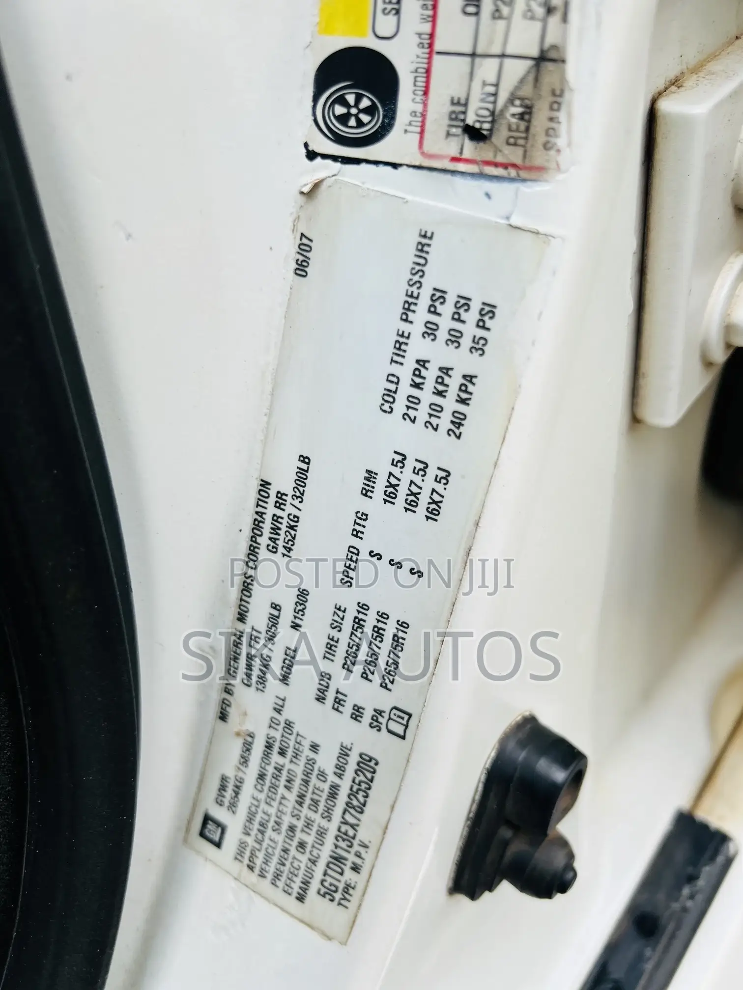 Hummer H3 2008 White