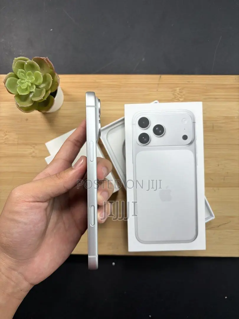 Apple iPhone 17 Pro Max 256 GB Silver