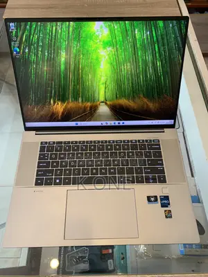Laptop HP ZBook Studio 16GB Intel Core i7 SSD 512GB