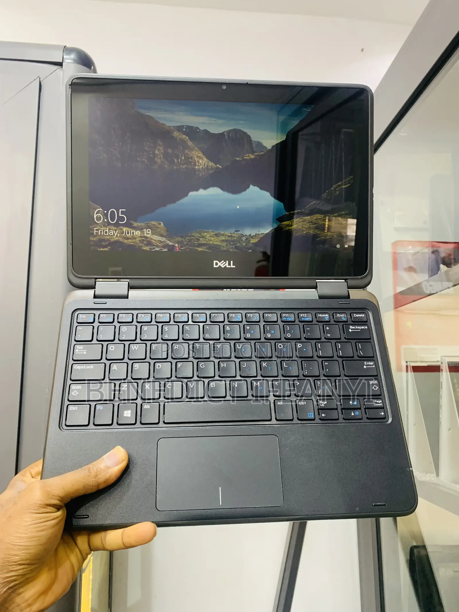 Laptop Dell Latitude 11 3190 8GB Intel SSD 128GB