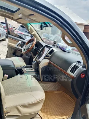 Toyota Land Cruiser 2013 Black