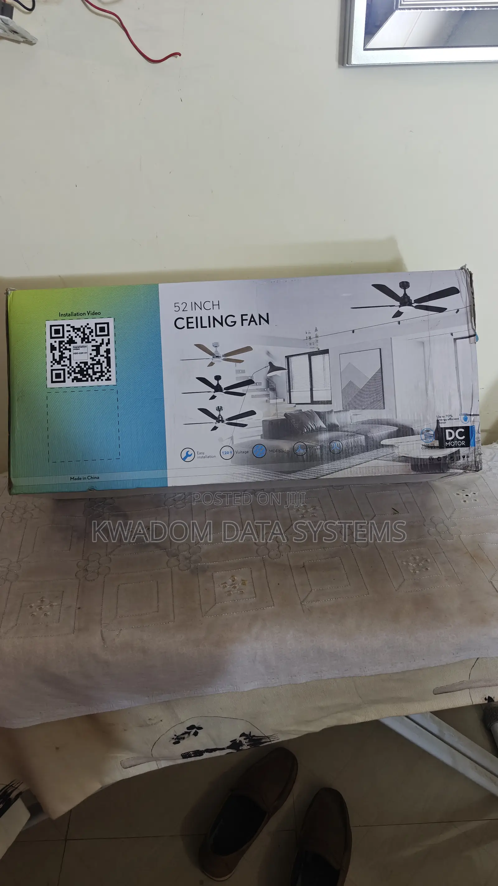 52 Inch Black Modern Ceiling Fan With Light and Remote