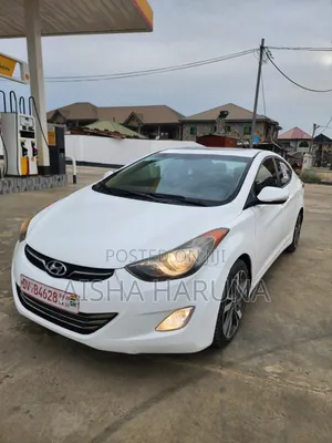 Hyundai Elantra Limited Sedan FWD (1.8L 4cyl 6A) 2013 White