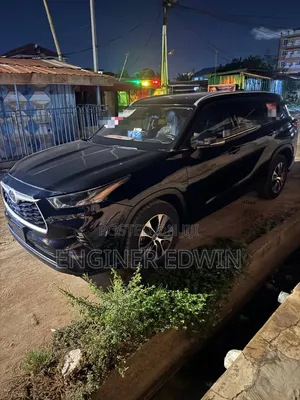 Toyota Highlander 2022 Black