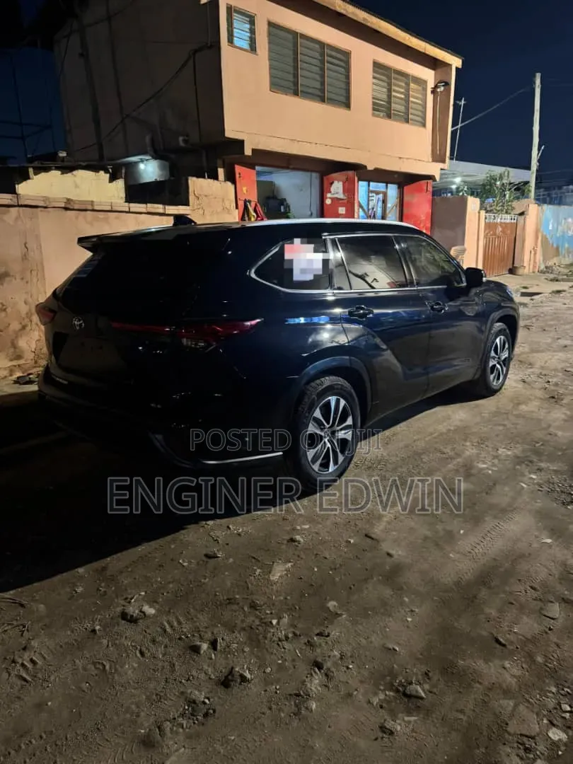 Toyota Highlander 2022 Black