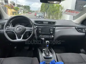 Nissan Qashqai 2018 Black
