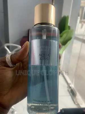 Victoria’S Secret Aqua Kiss Fragrance Mist/ Splash