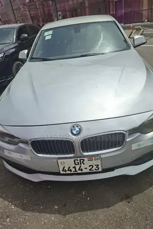 BMW 330i 2016 Silver