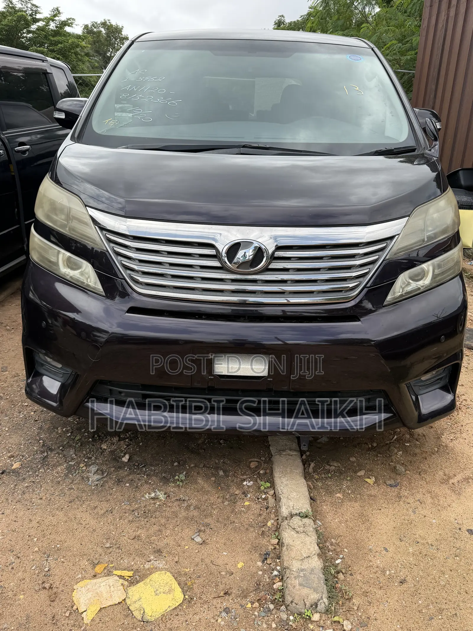 Toyota Vellfire 2011 Black